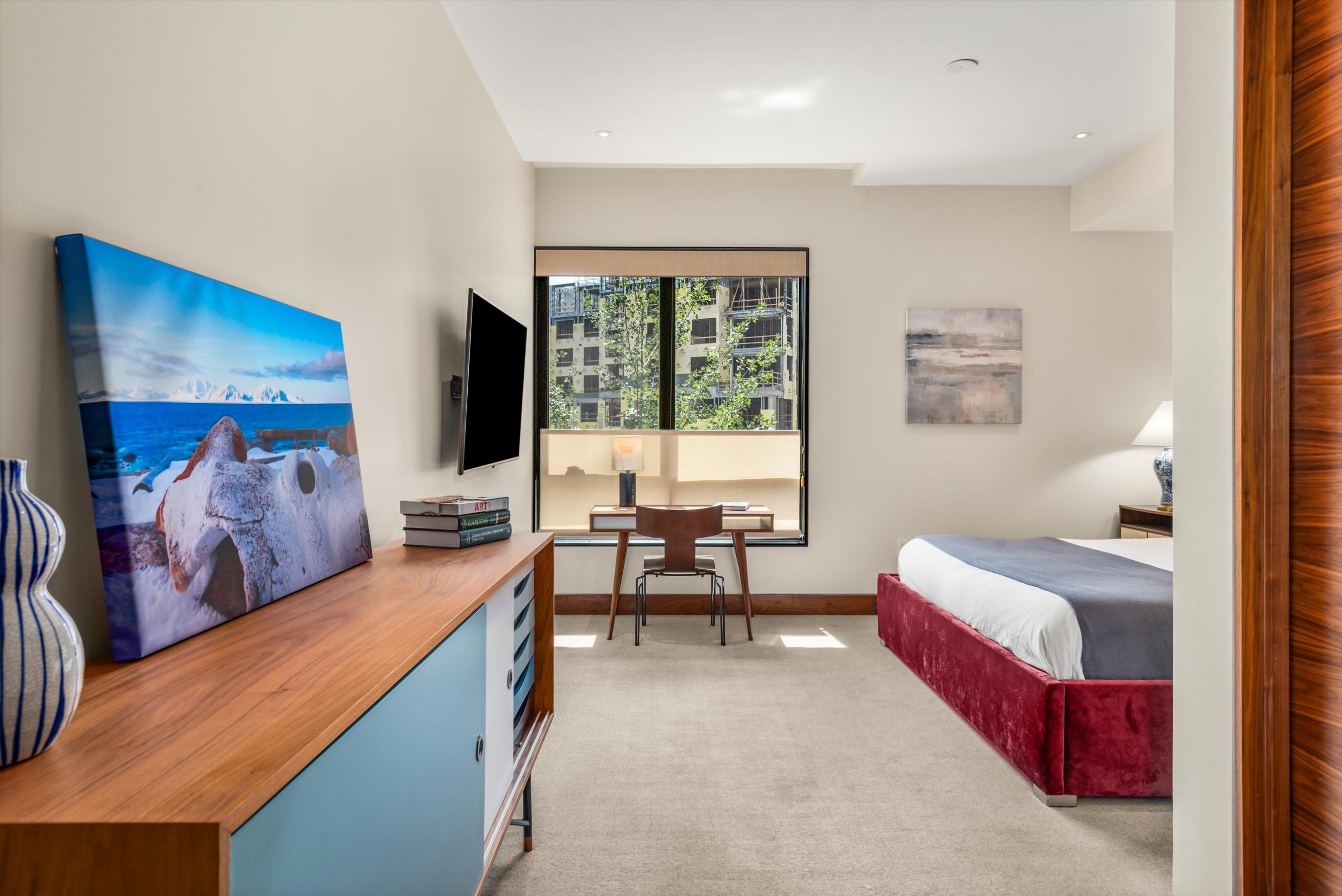  Elevated Mountain Living Meets Effortless Ski Access - 物件實景