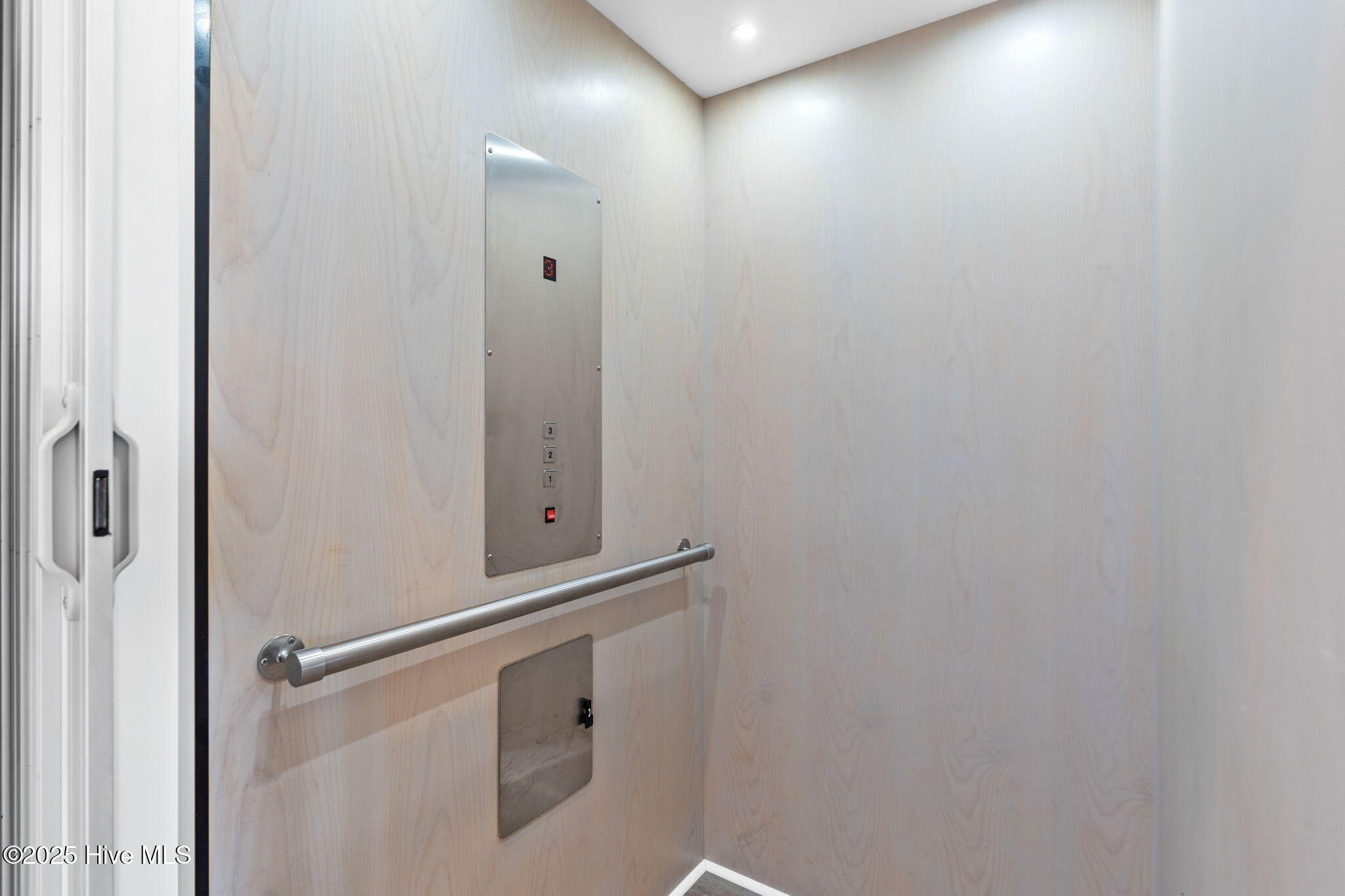 Ocean Isle Beach, North Carolina, 28469, United States, 4 Bedrooms Bedrooms, ,3 BathroomsBathrooms,Residential,For Sale,1984040