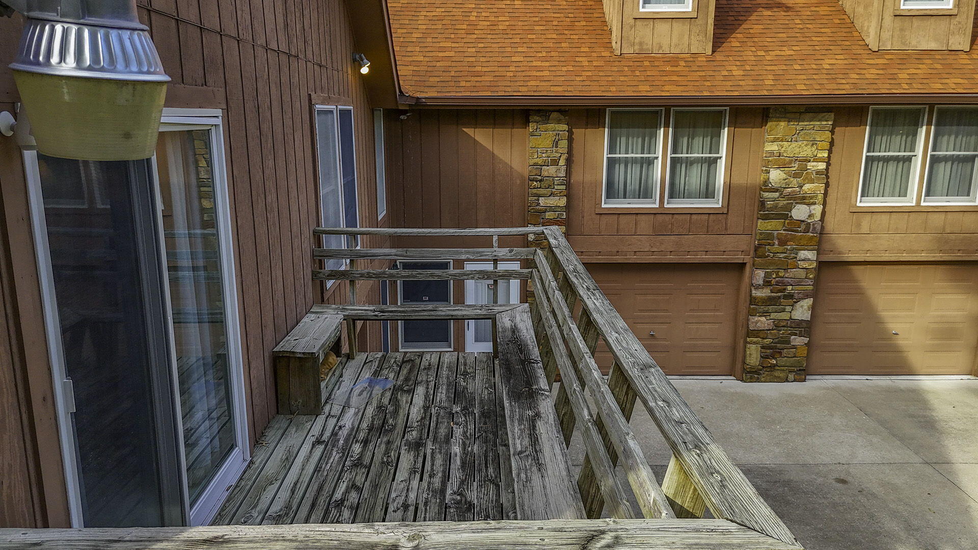 COLUMBIA, Missouri, 65203, United States, 5 Bedrooms Bedrooms, ,3 BathroomsBathrooms,Residential,For Sale,1975322