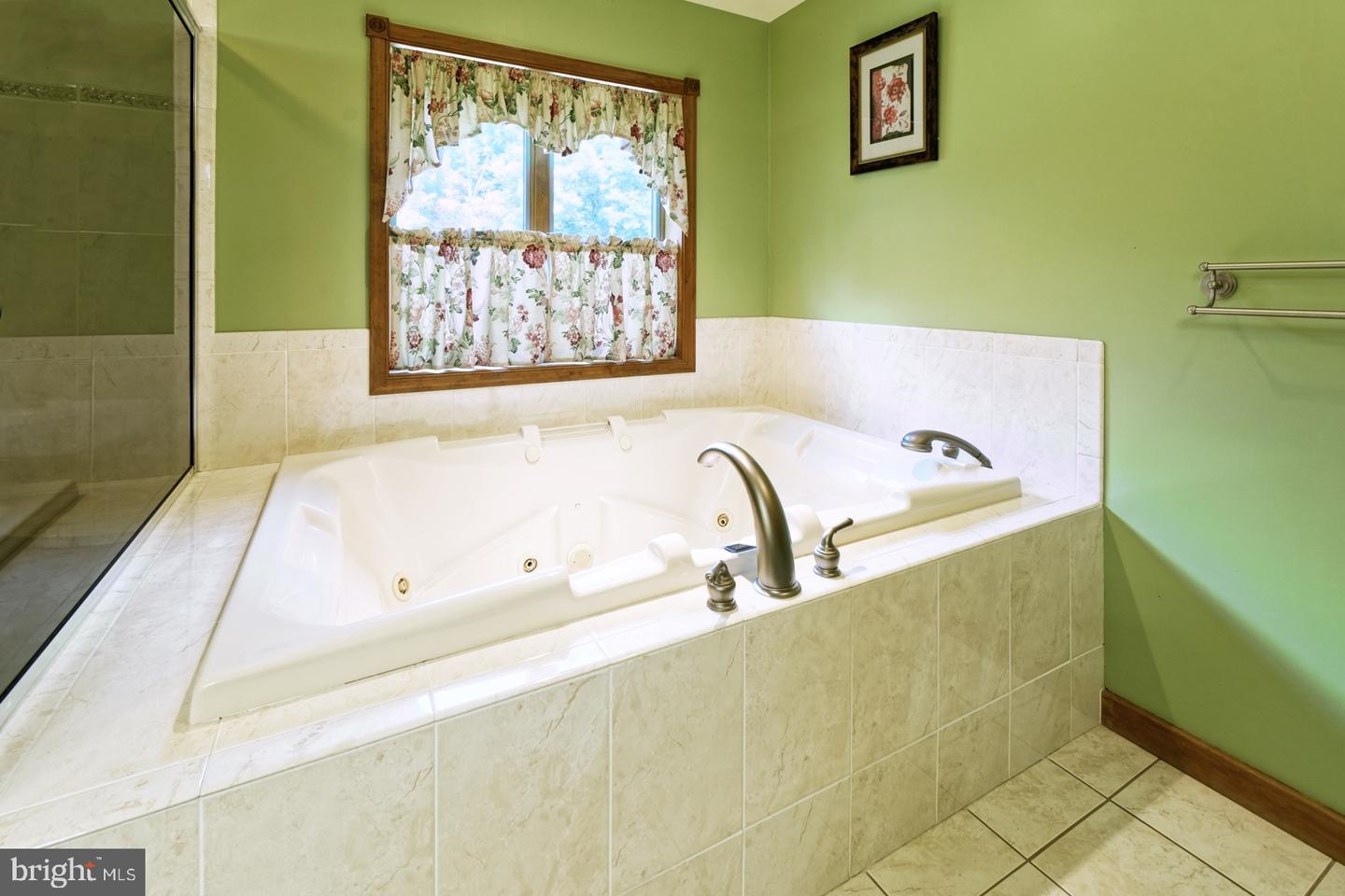 Vineland, New Jersey, 08361, United States, 3 Bedrooms Bedrooms, ,3 BathroomsBathrooms,Residential,For Sale,1827836