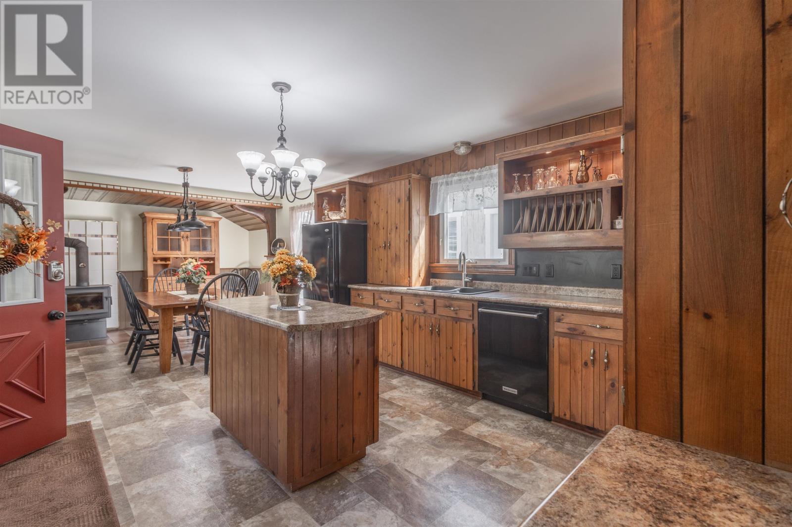 BROOKLYN, Prince Edward Island, C0A 1R0, CA, 6 Bedrooms Bedrooms, ,3 BathroomsBathrooms,Residential,For Sale,1951487