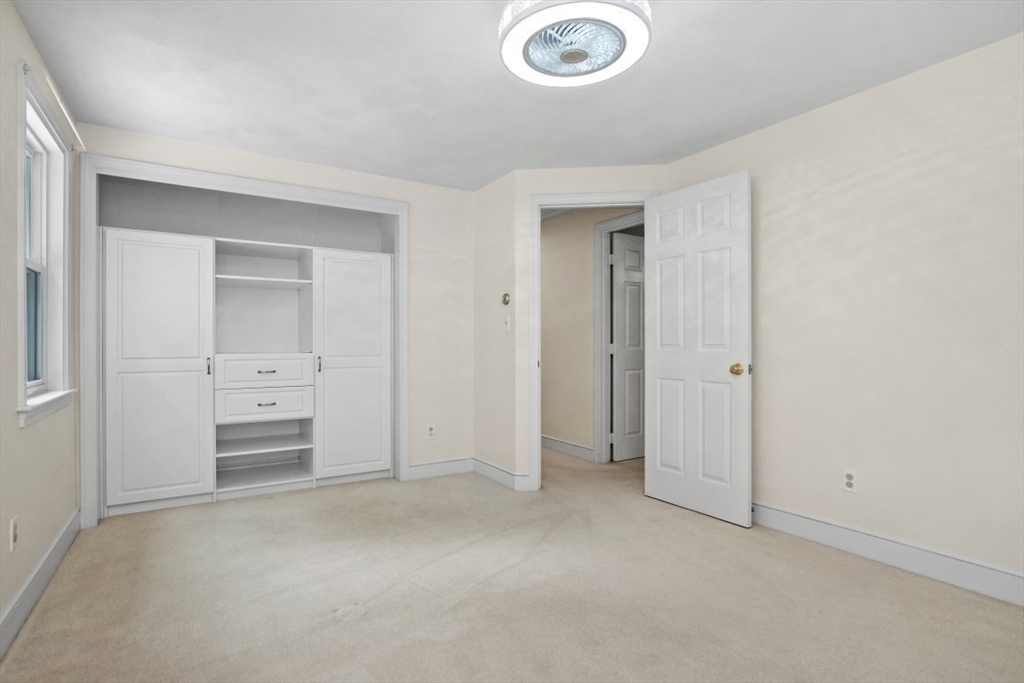 Rowley, Massachusetts, 01969, United States, 4 Bedrooms Bedrooms, ,3 BathroomsBathrooms,Residential,For Sale,1867579