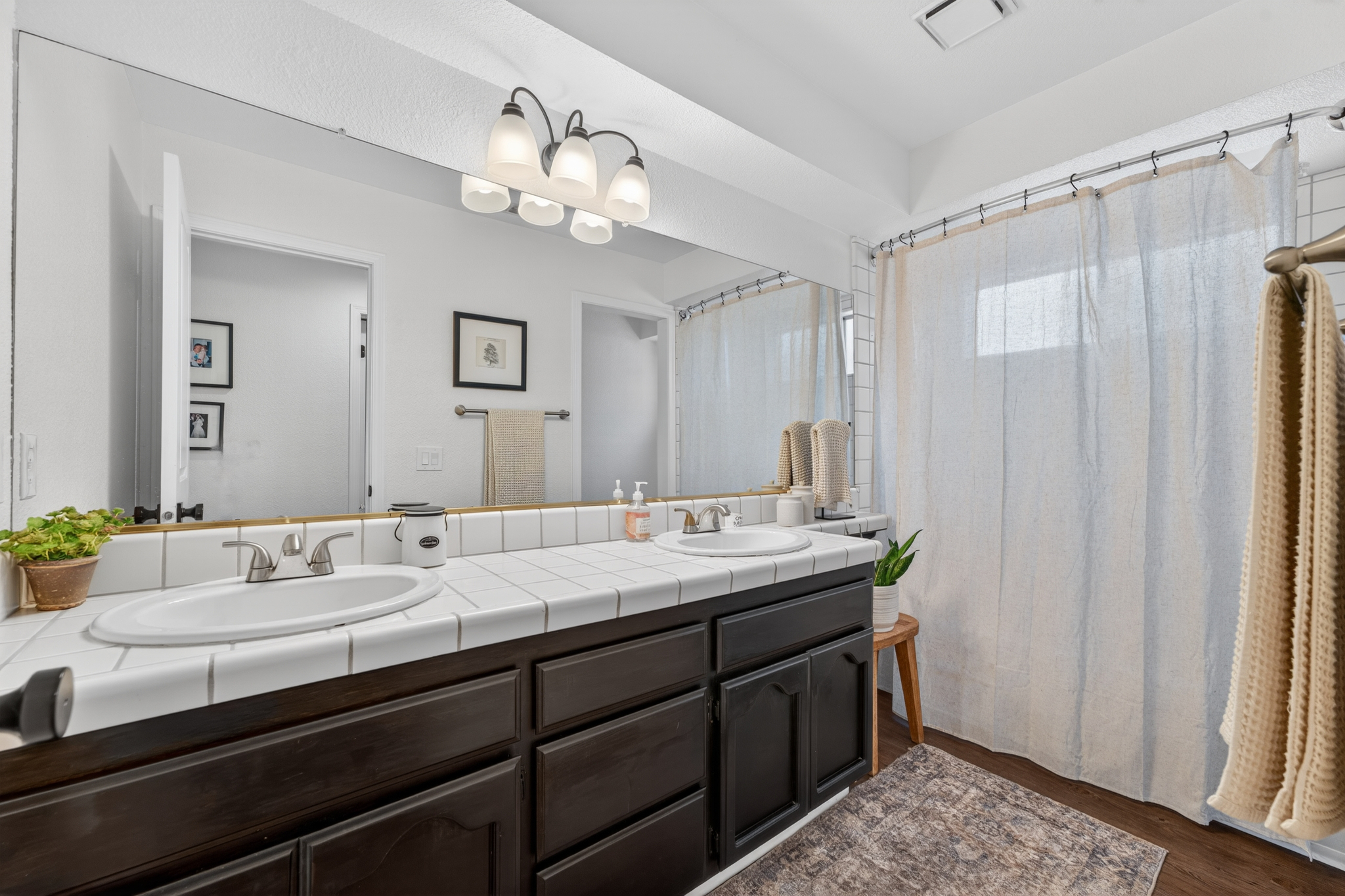  5723 Crown Court, Rocklin, CA 95677 - 物件實景