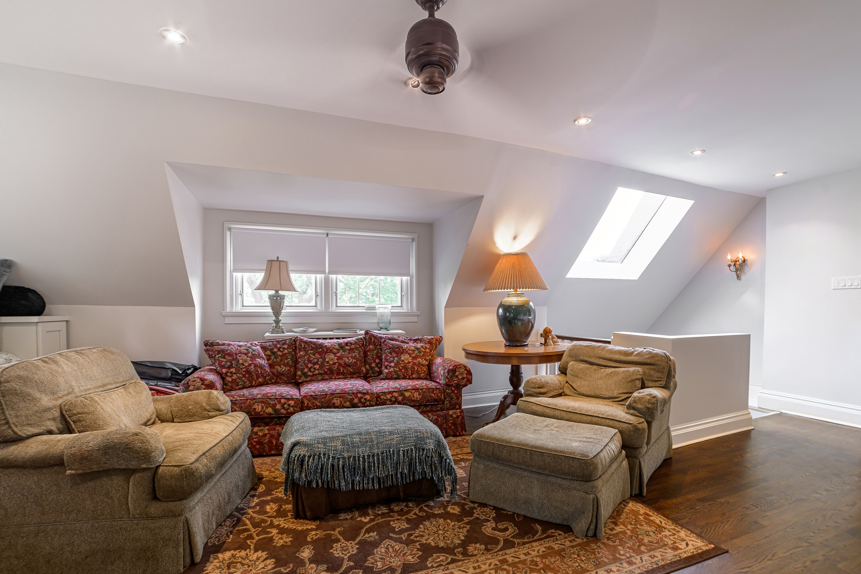  Coveted Rosedale - 物件實景