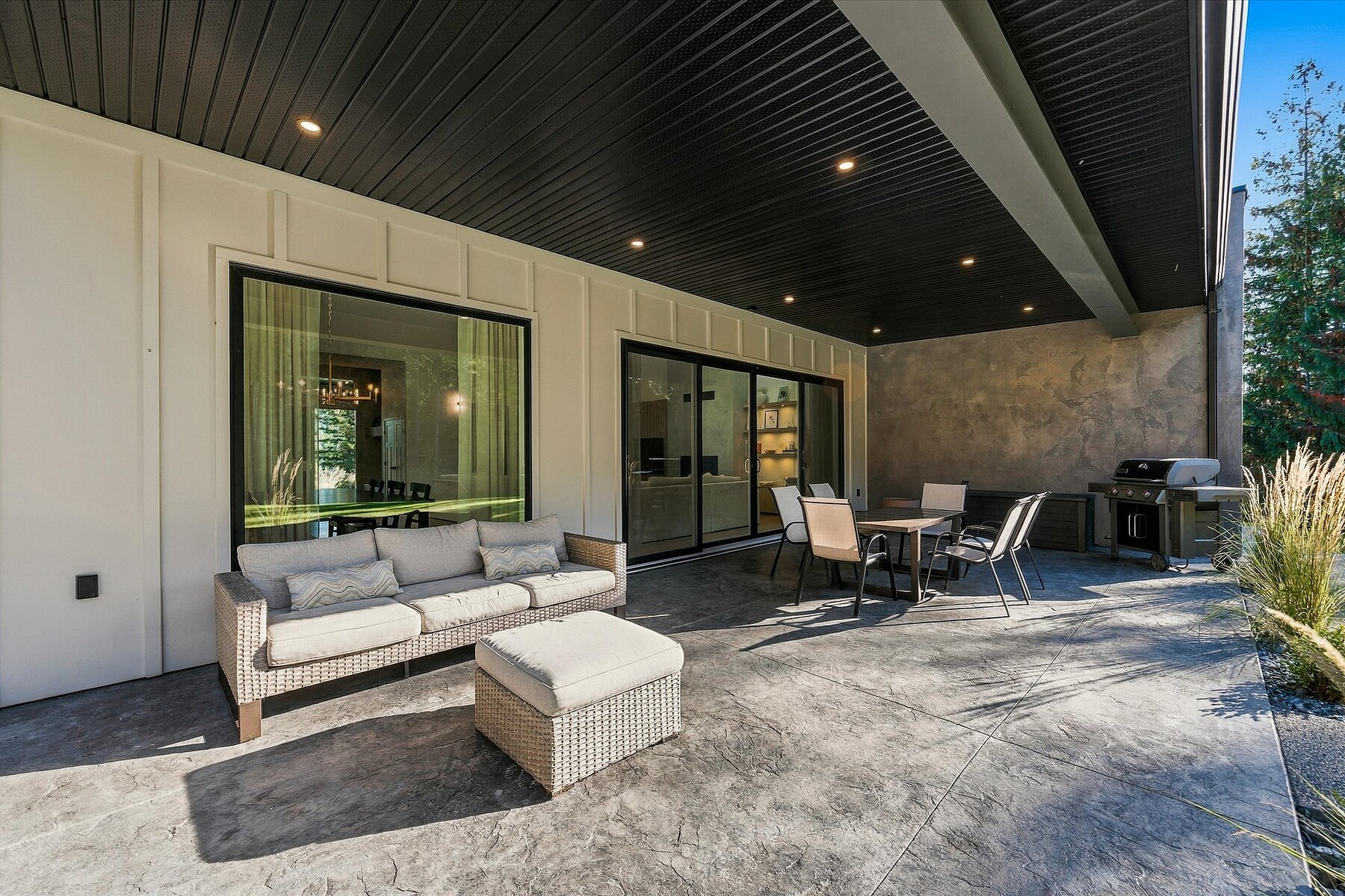  Gorgeous Custom Home - 物件實景
