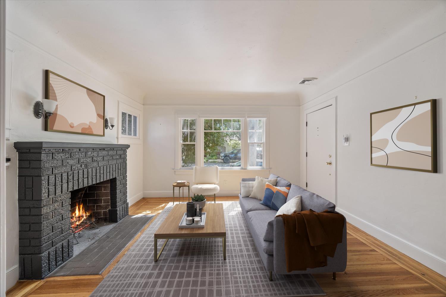 Sacramento, California, 95816, United States, 2 Bedrooms Bedrooms, ,1 BathroomBathrooms,Residential,For Sale,1939561