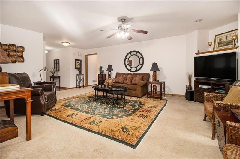 Hampton, Georgia, 30228, United States, 6 Bedrooms Bedrooms, ,6 BathroomsBathrooms,Residential,For Sale,2018097