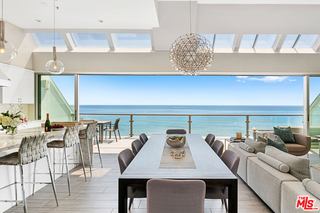 Malibu, California, 90265, United States, 3 Bedrooms Bedrooms, ,4 BathroomsBathrooms,Residential,For Sale,1722107