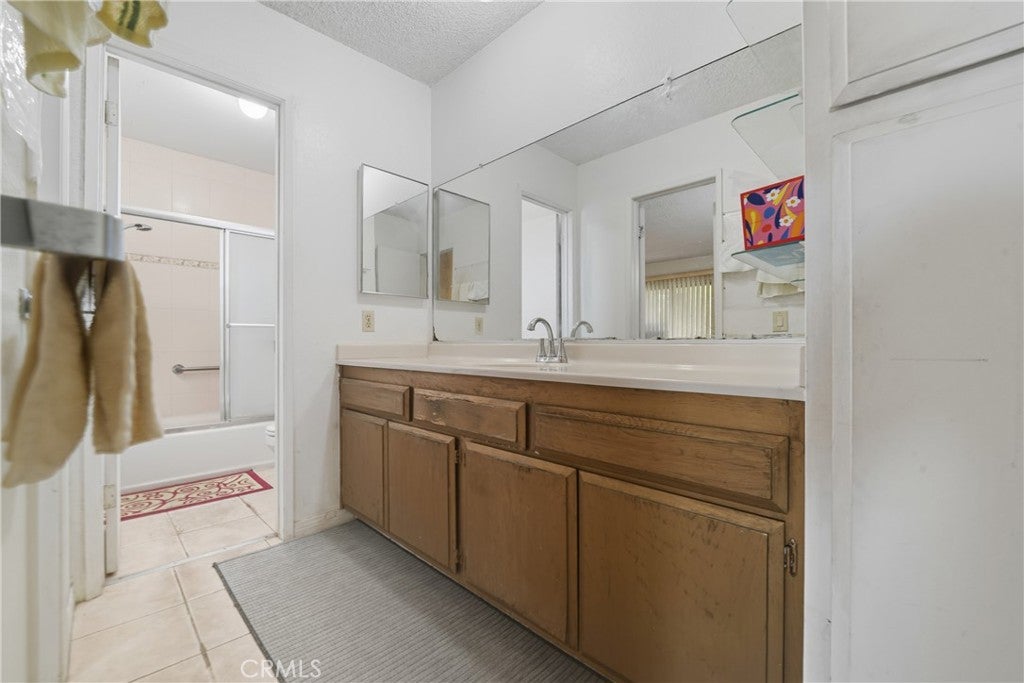 Rosemead, California, 91770, United States, 2 Bedrooms Bedrooms, ,2 BathroomsBathrooms,Residential,For Sale,1980997