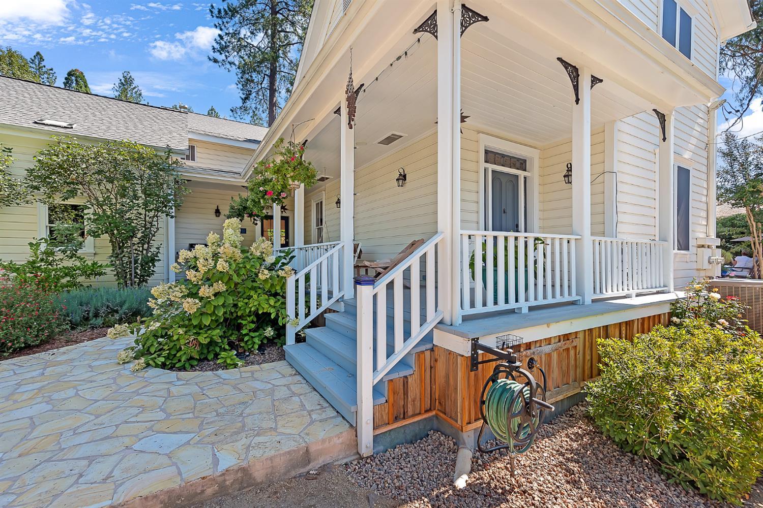 Placerville, California, 95667, United States, 4 Bedrooms Bedrooms, ,2 BathroomsBathrooms,Residential,For Sale,1978862