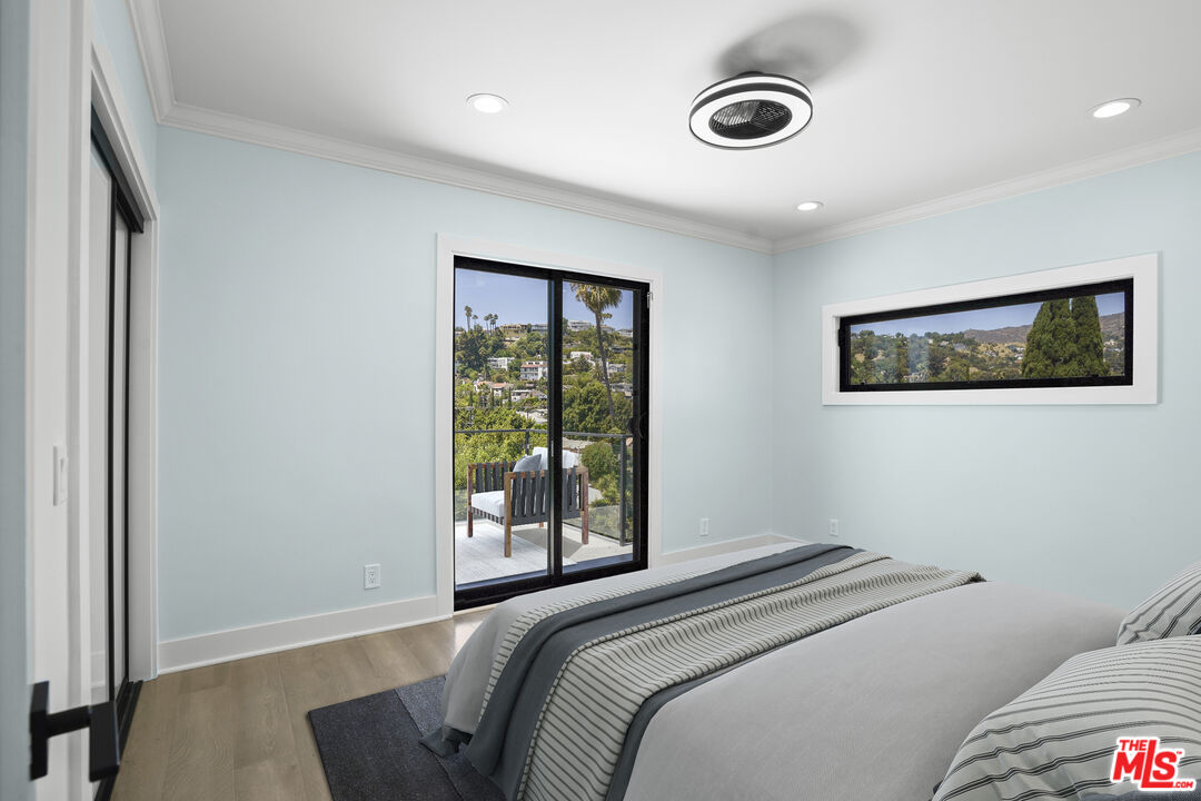 Los Angeles, California, 90068, United States, 3 Bedrooms Bedrooms, ,2 BathroomsBathrooms,Residential,For Sale,1911201
