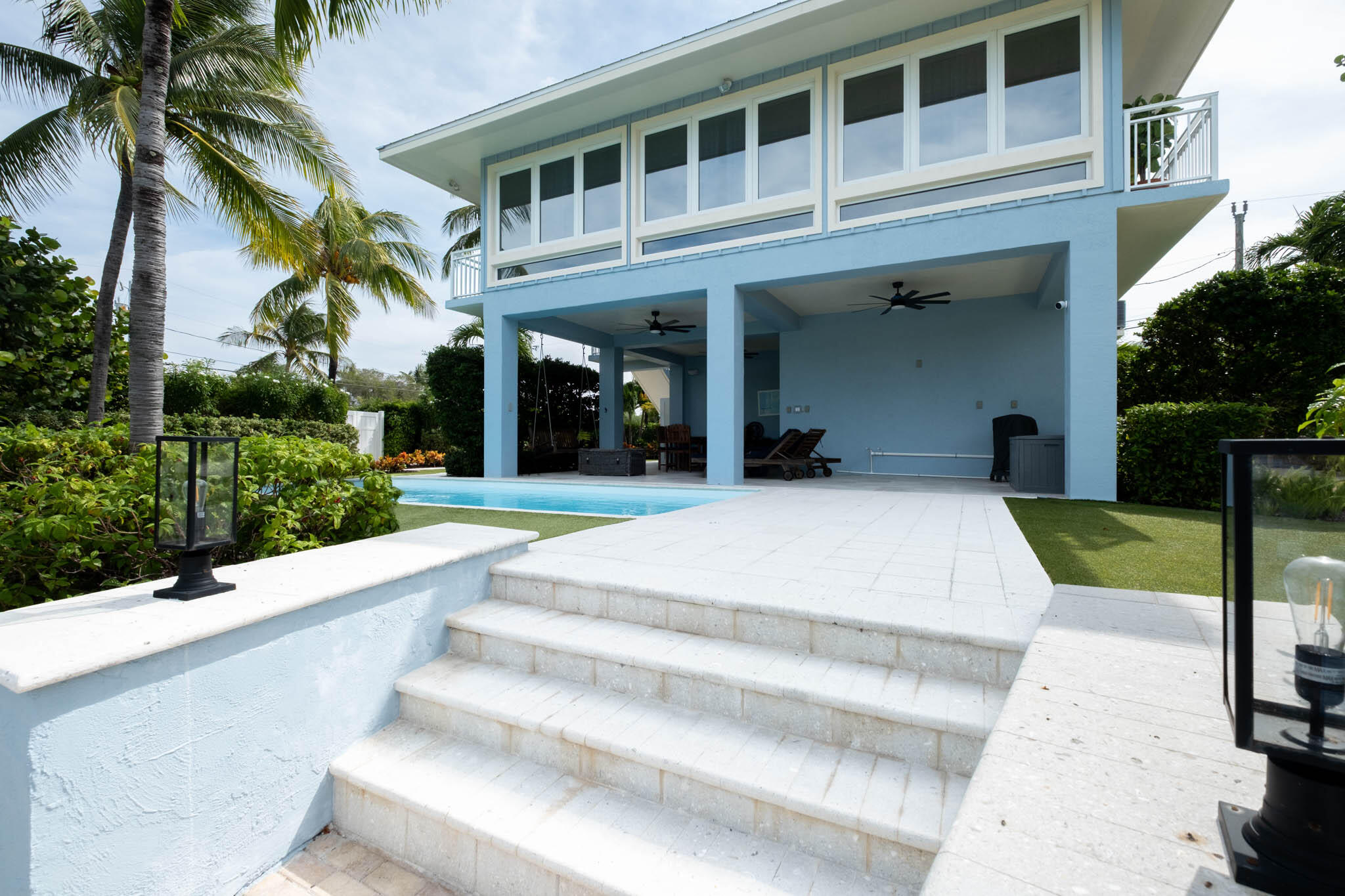 ISLAMORADA, Florida, 33036, United States, 2 Bedrooms Bedrooms, ,2 BathroomsBathrooms,Residential,For Sale,1994790