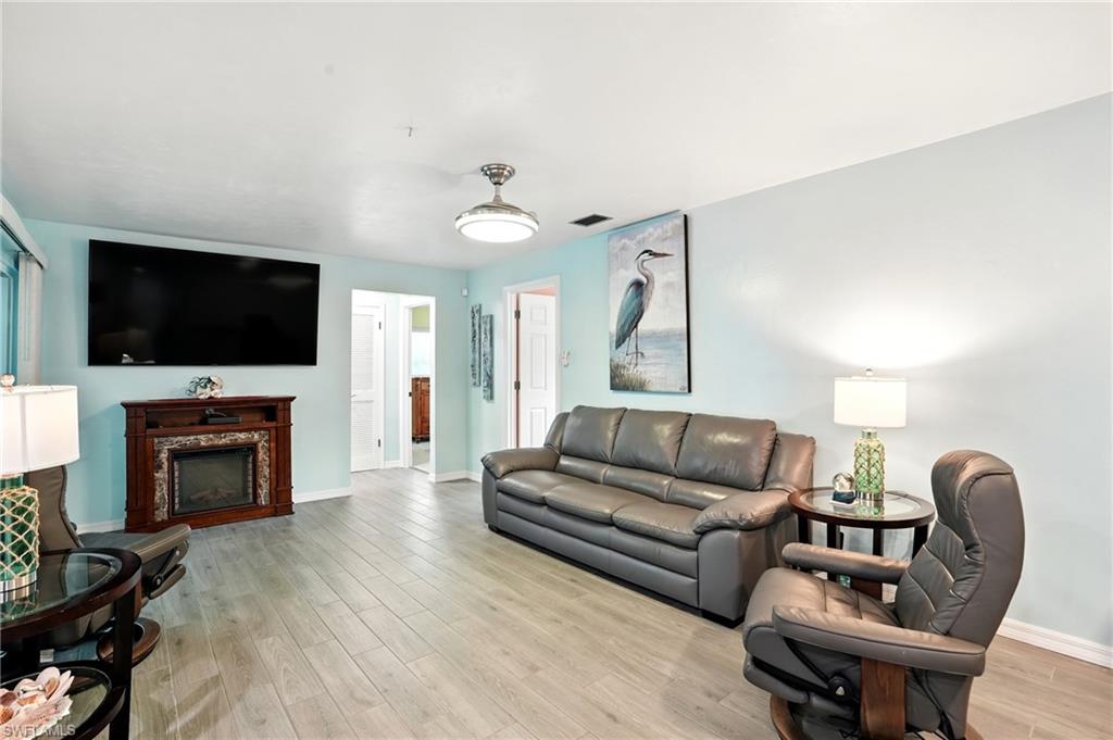 North Fort Myers, Florida, 33903, United States, 3 Bedrooms Bedrooms, ,2 BathroomsBathrooms,Residential,For Sale,1940902