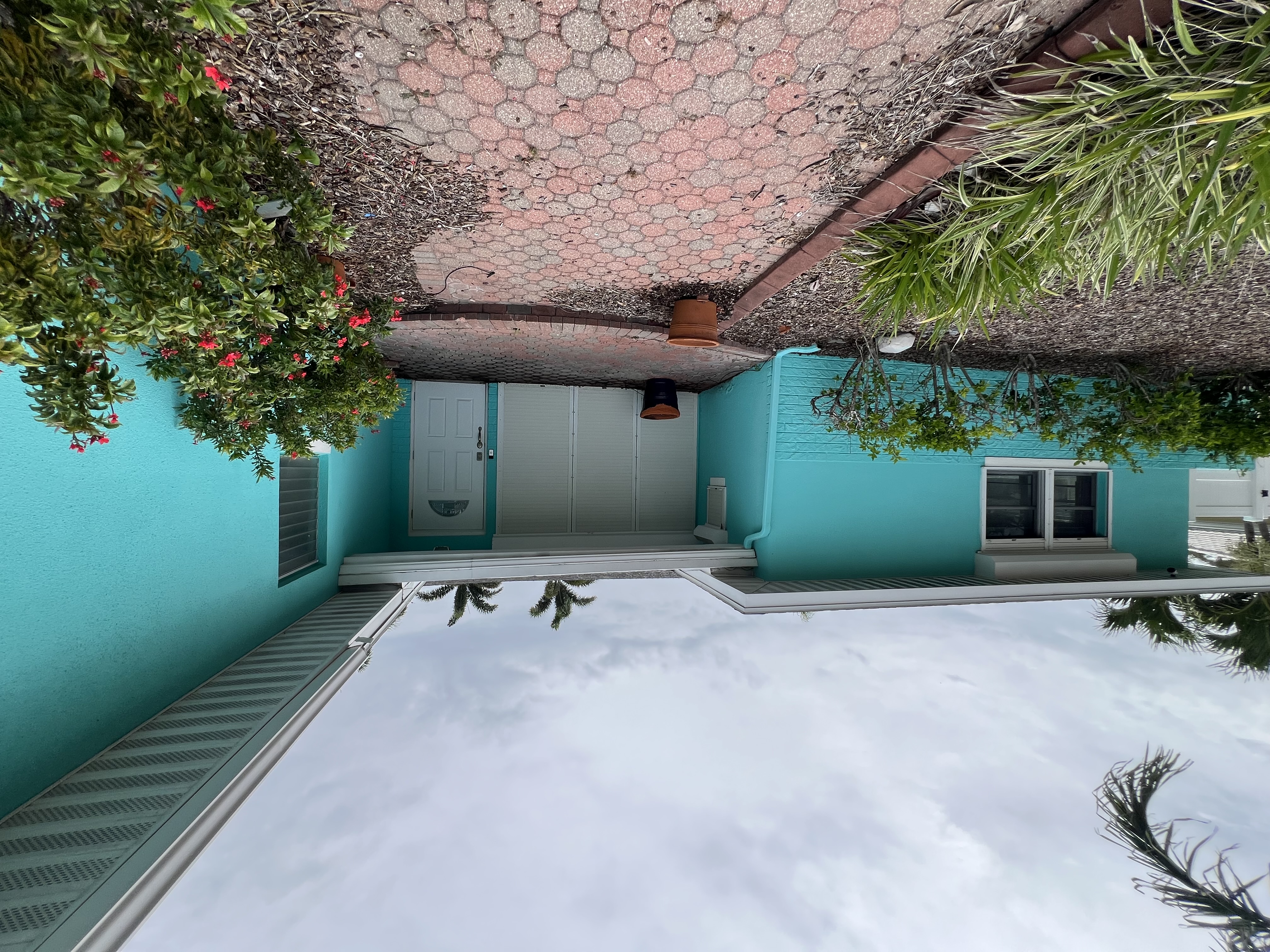 Treasure Island, Florida, 33706, United States, 3 Bedrooms Bedrooms, ,2 BathroomsBathrooms,Residential,For Sale,1985726