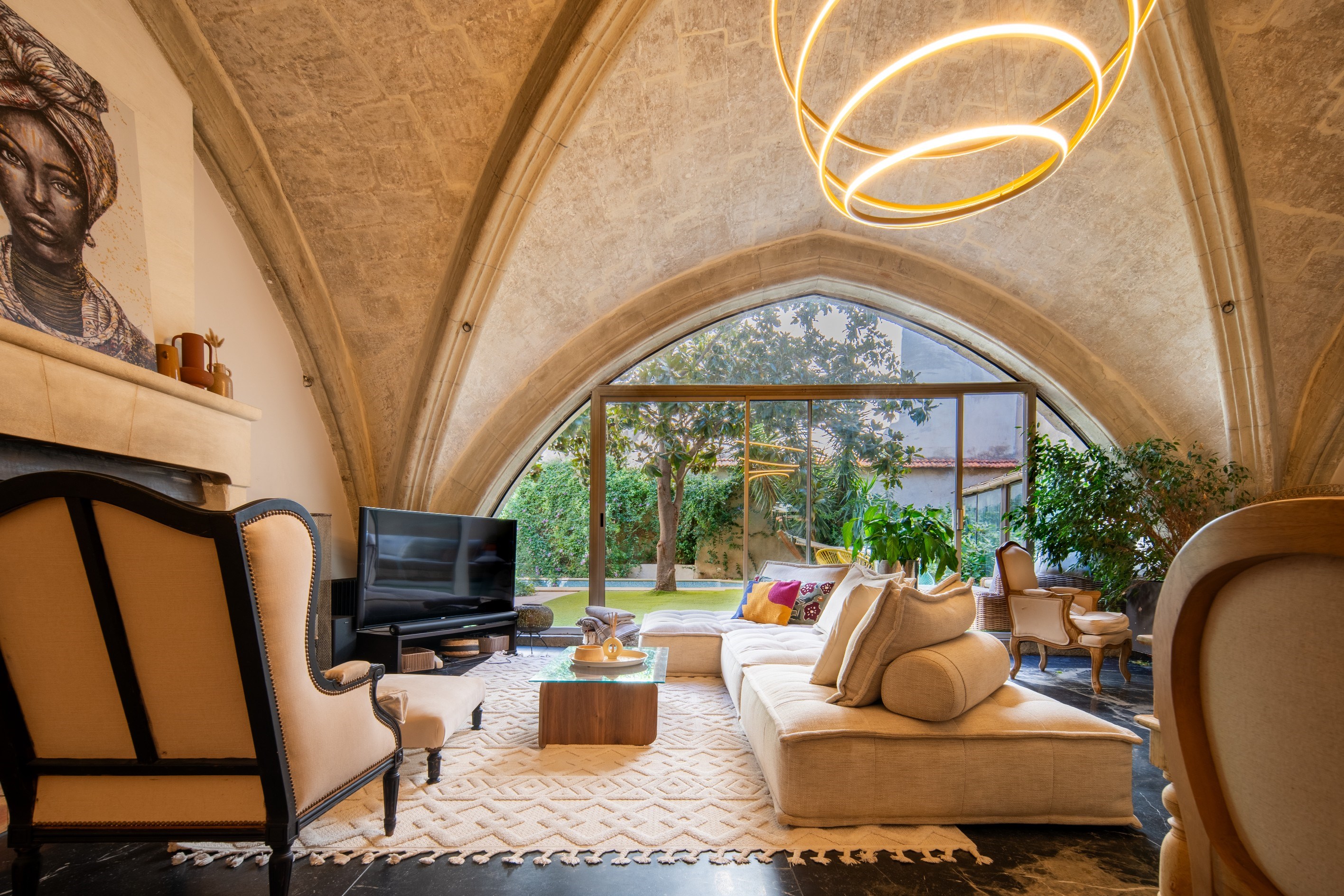  Romanesque house with garden, swimming pool and garage in the heart of the city. - 物件實景