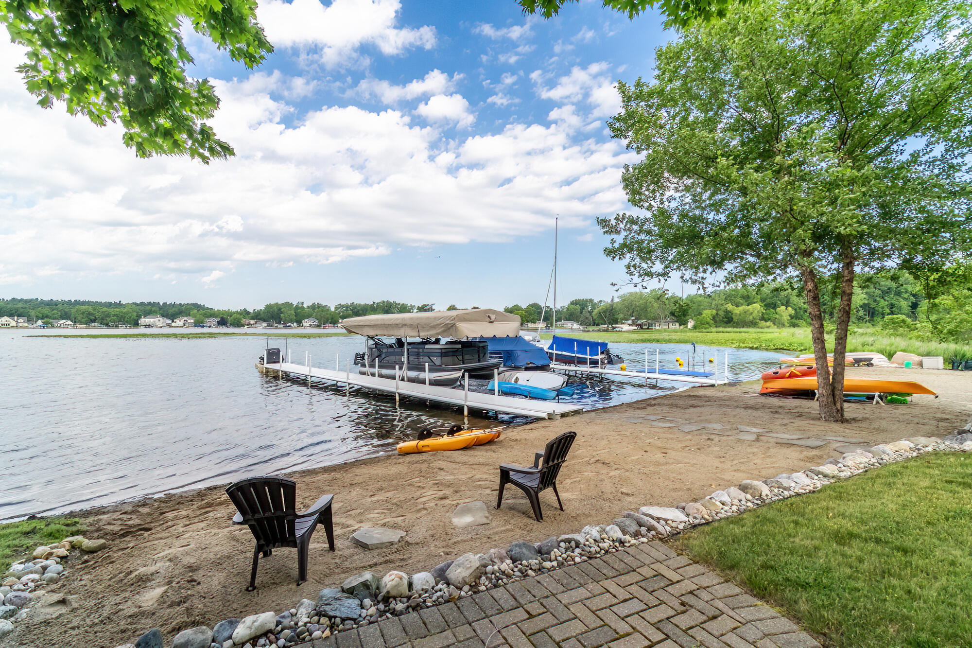 Coldwater, Michigan, 49036, United States, 3 Bedrooms Bedrooms, ,2 BathroomsBathrooms,Residential,For Sale,1918174