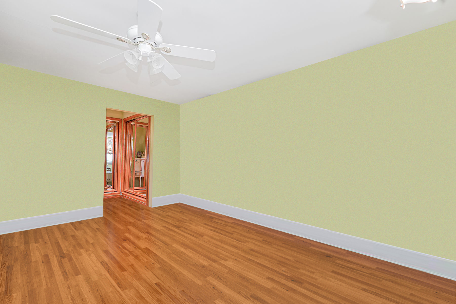 Staten Island, New York, 10301, United States, 4 Bedrooms Bedrooms, ,3 BathroomsBathrooms,Residential,For Sale,1838592