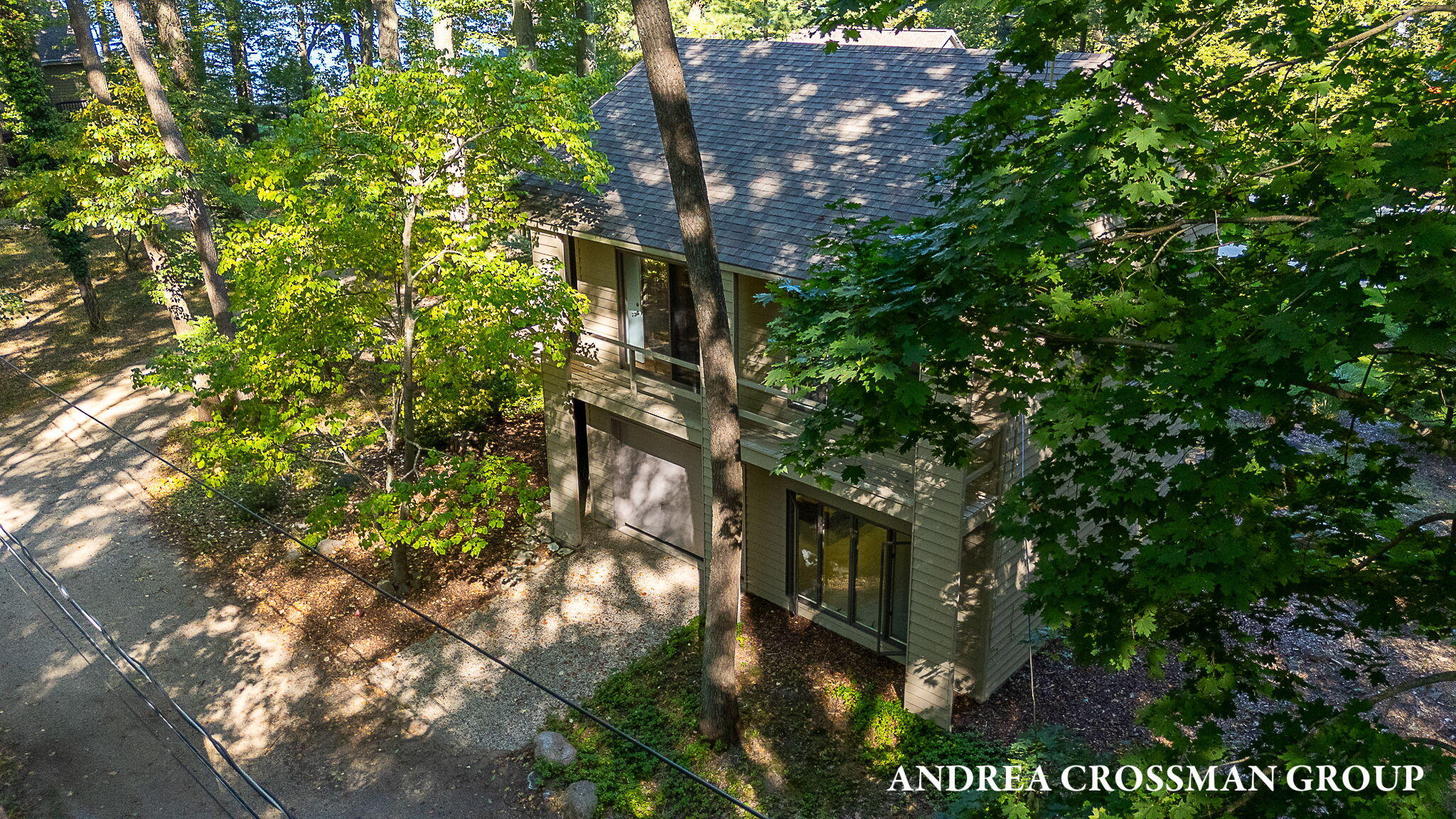 Fennville, Michigan, 49408, United States, 4 Bedrooms Bedrooms, ,3 BathroomsBathrooms,Residential,For Sale,1950968