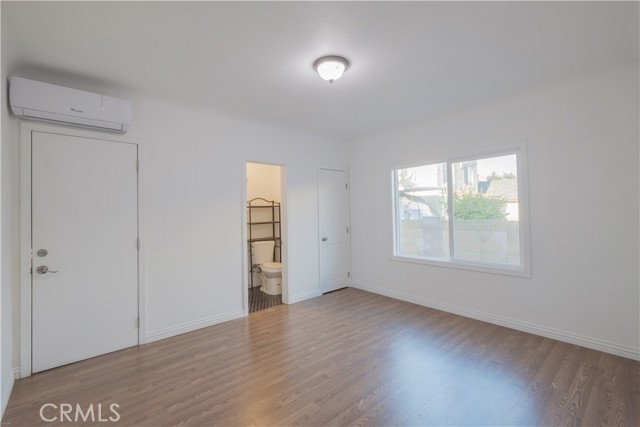 Huntington Park, California, 90255, United States, 4 Bedrooms Bedrooms, ,3 BathroomsBathrooms,Residential,For Sale,1928915