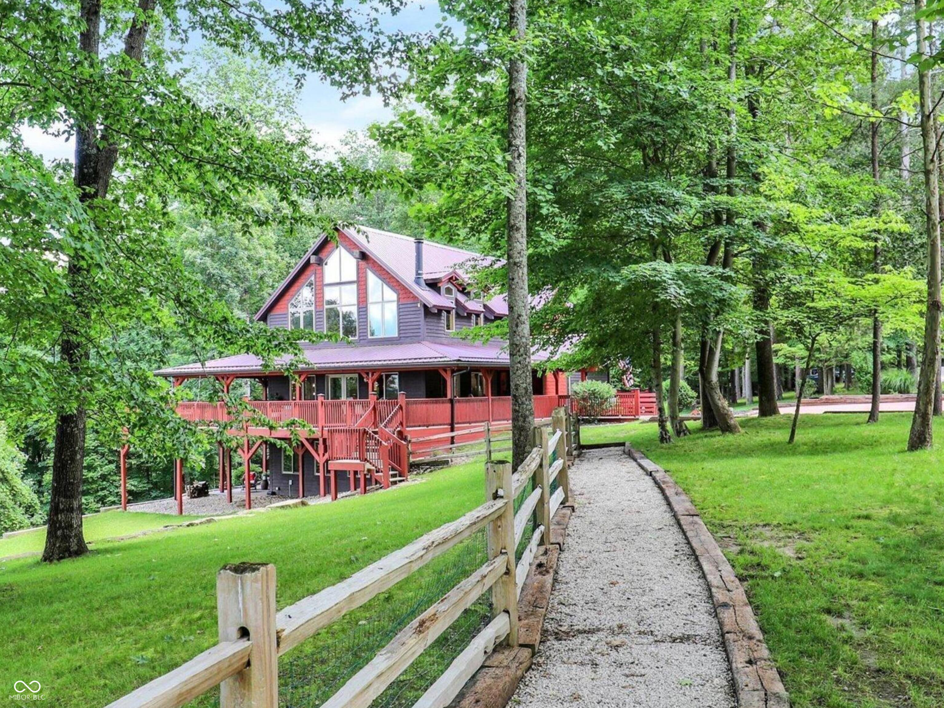 Unionville, Indiana, 47468, United States, 4 Bedrooms Bedrooms, ,5 BathroomsBathrooms,Residential,For Sale,1870094