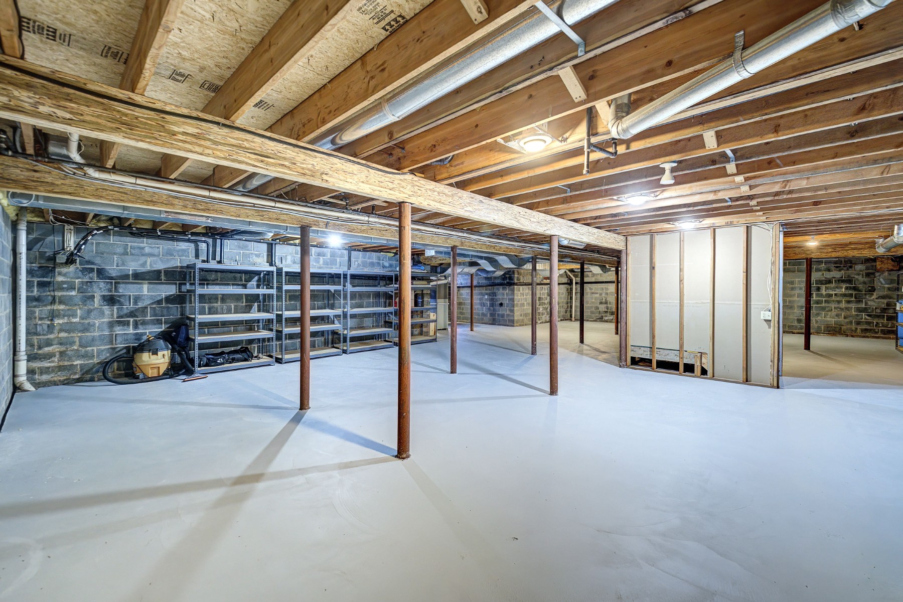  Meticulous ?Hill View Farms? Neighborhood Colonial - 物件實景