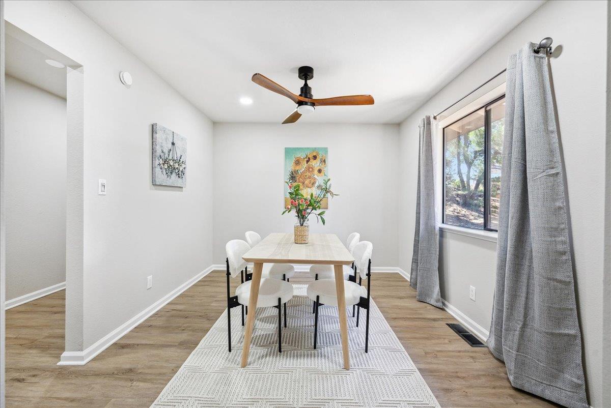 Grass Valley, California, 95949, United States, 4 Bedrooms Bedrooms, ,3 BathroomsBathrooms,Residential,For Sale,1976172