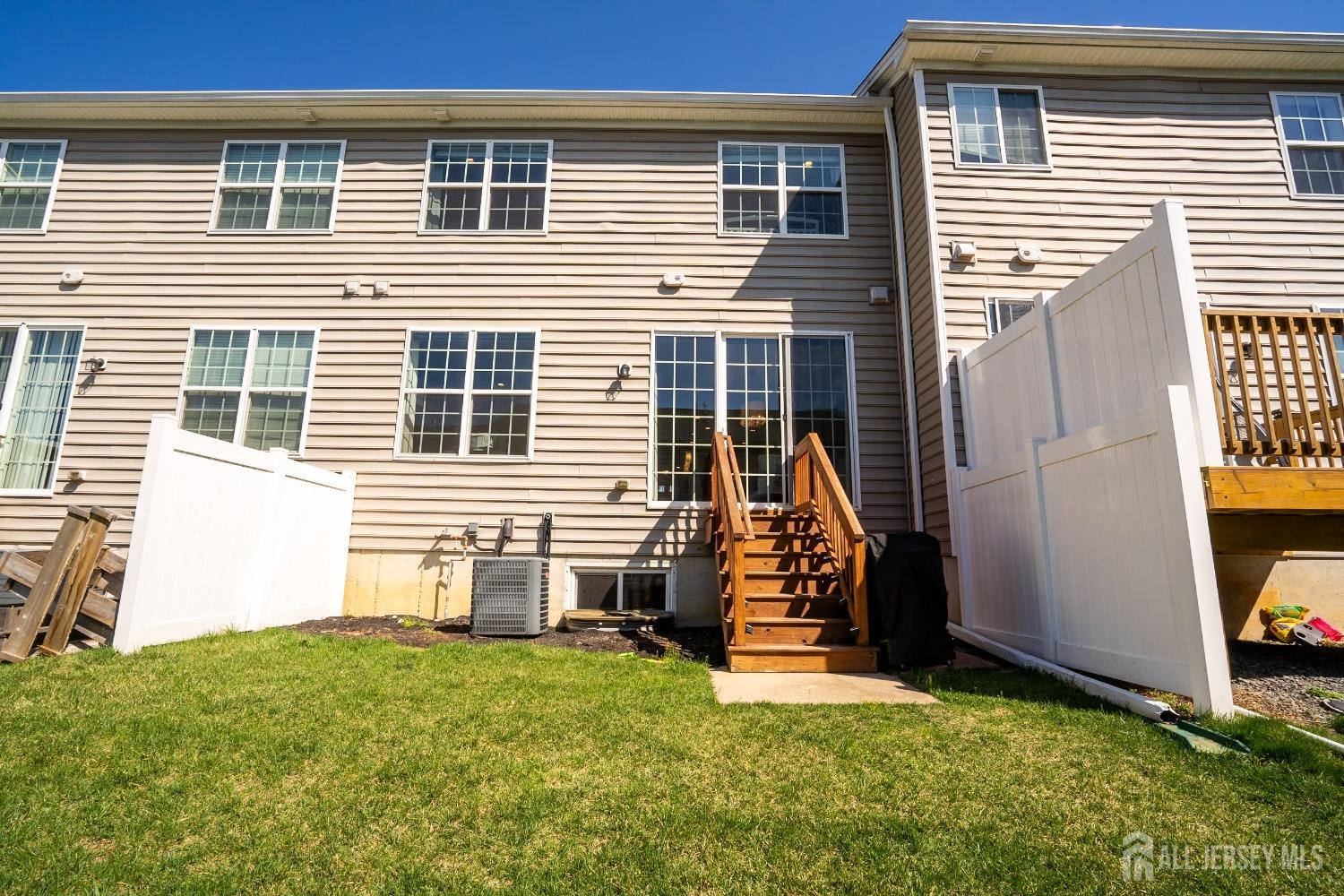 Monroe, New Jersey, 08831, United States, 3 Bedrooms Bedrooms, ,3 BathroomsBathrooms,Residential,For Sale,1915247