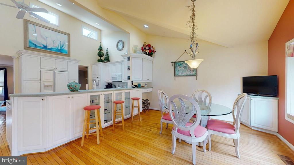 Marlton, New Jersey, 08053, United States, 3 Bedrooms Bedrooms, ,3 BathroomsBathrooms,Residential,For Sale,1942946