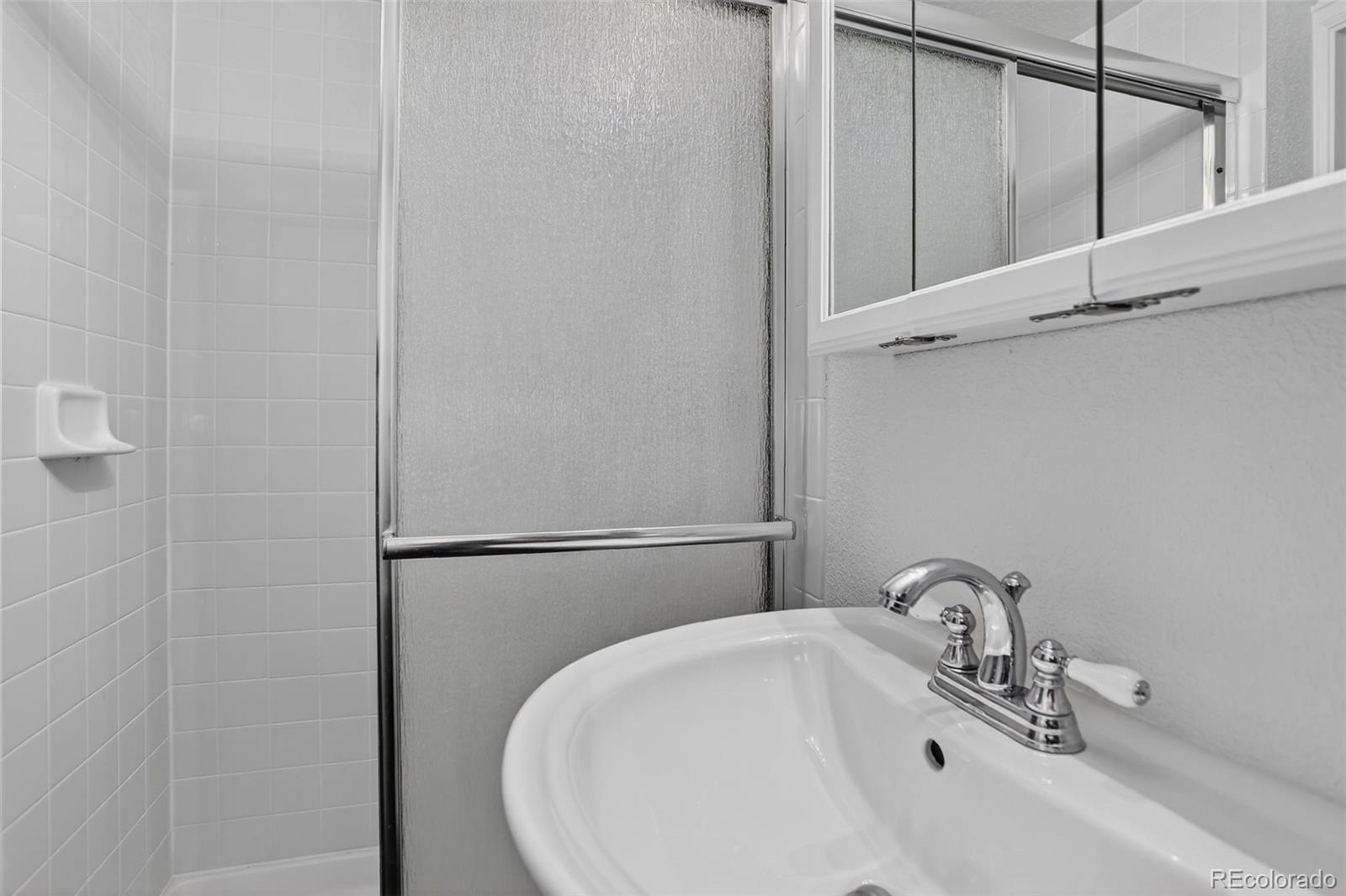 Highlands Ranch, Colorado, 80129, United States, 3 Bedrooms Bedrooms, ,3 BathroomsBathrooms,Residential,For Sale,1938652