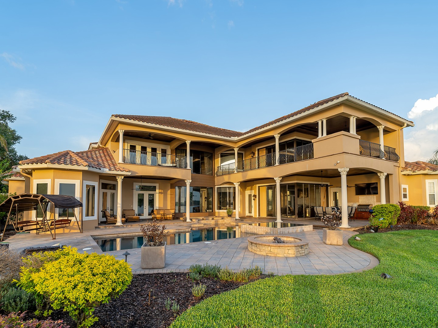 Thonotosassa, Florida, 33592, United States, 5 Bedrooms Bedrooms, ,6 BathroomsBathrooms,Residential,For Sale,1979751