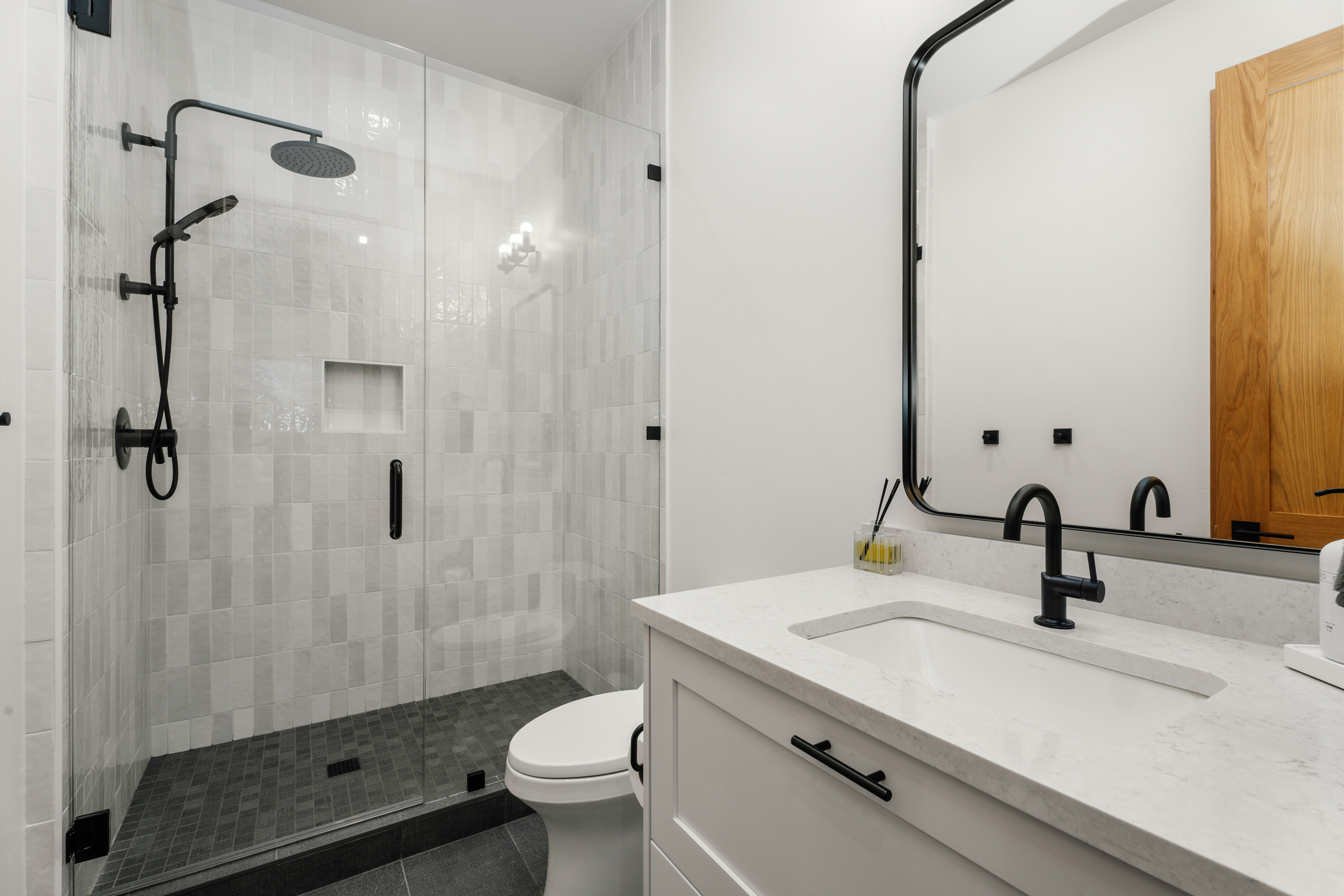 Mountain Modern Luxury Meets Effortless Cordillera Living at 145 Gore Trail - 物件實景