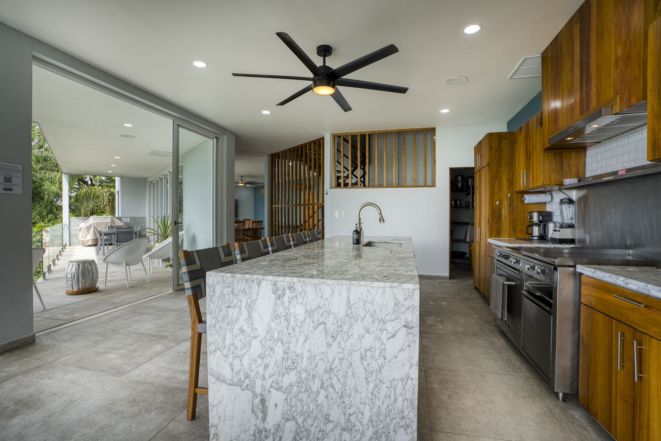 Manuel Antonio, Puntarenas, CR, 10 Bedrooms Bedrooms, ,12 BathroomsBathrooms,Residential,For Sale,1865275