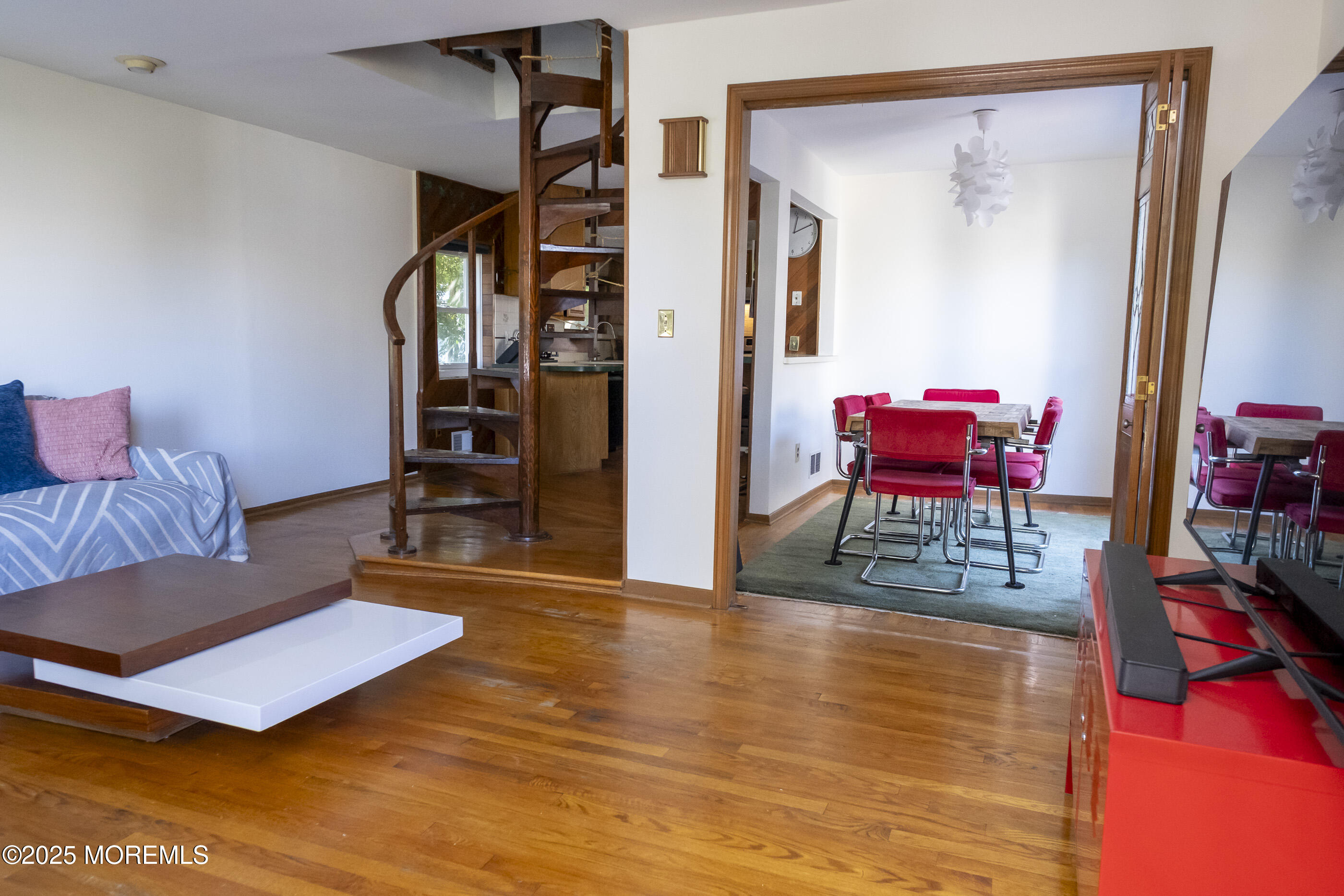 Leonardo, New Jersey, 07737, United States, 4 Bedrooms Bedrooms, ,3 BathroomsBathrooms,Residential,For Sale,1989142