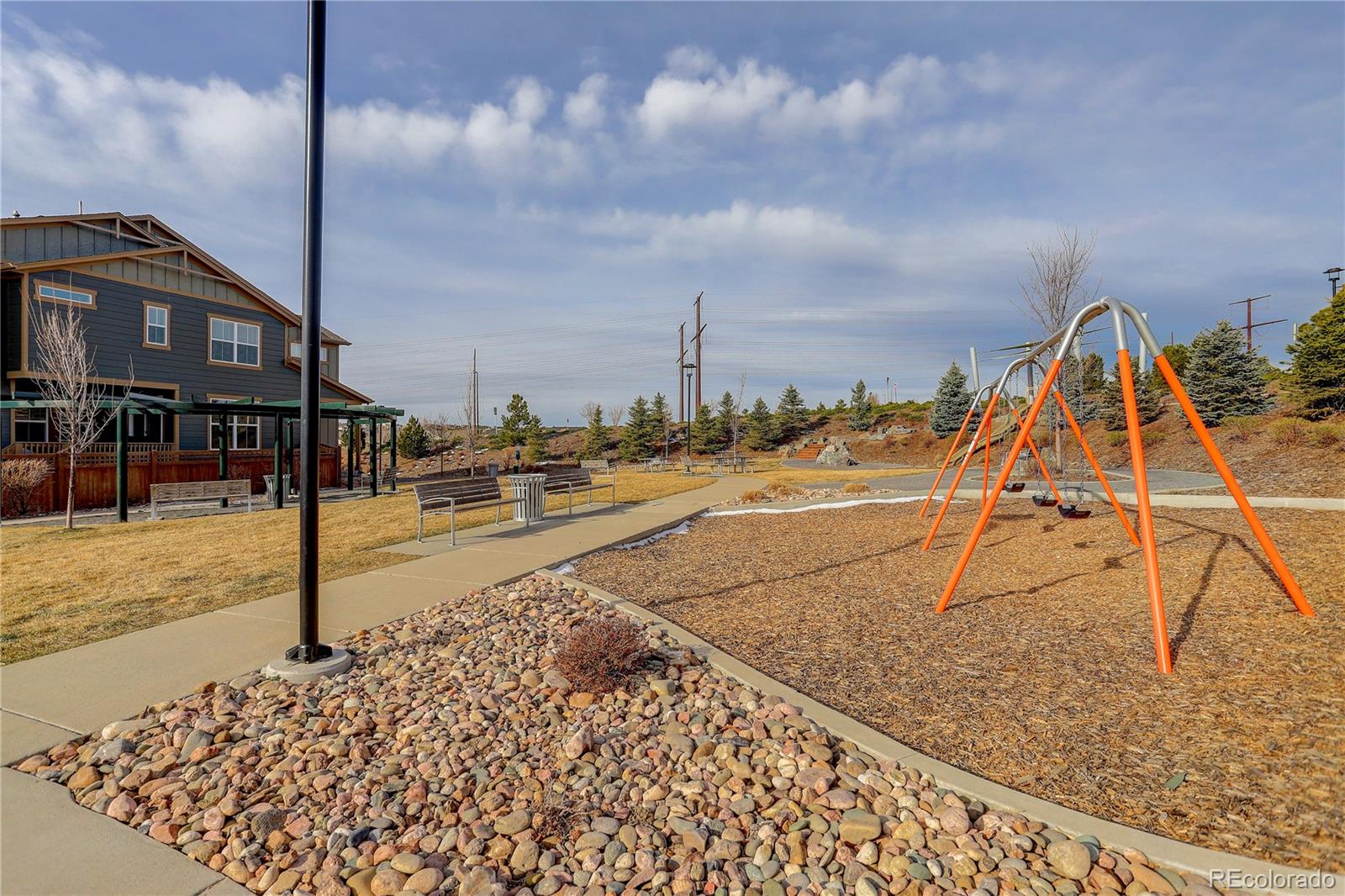 Castle Pines, Colorado, 80108, United States, 3 Bedrooms Bedrooms, ,2 BathroomsBathrooms,Residential,For Sale,1865426