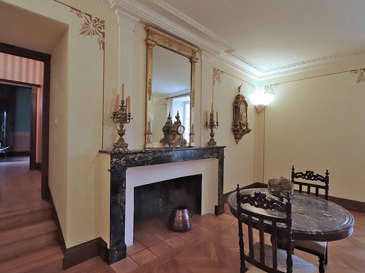 Bergerac, New Aquitaine, 24100, FR, 6 Bedrooms Bedrooms, ,4 BathroomsBathrooms,Residential,For Sale,1995551