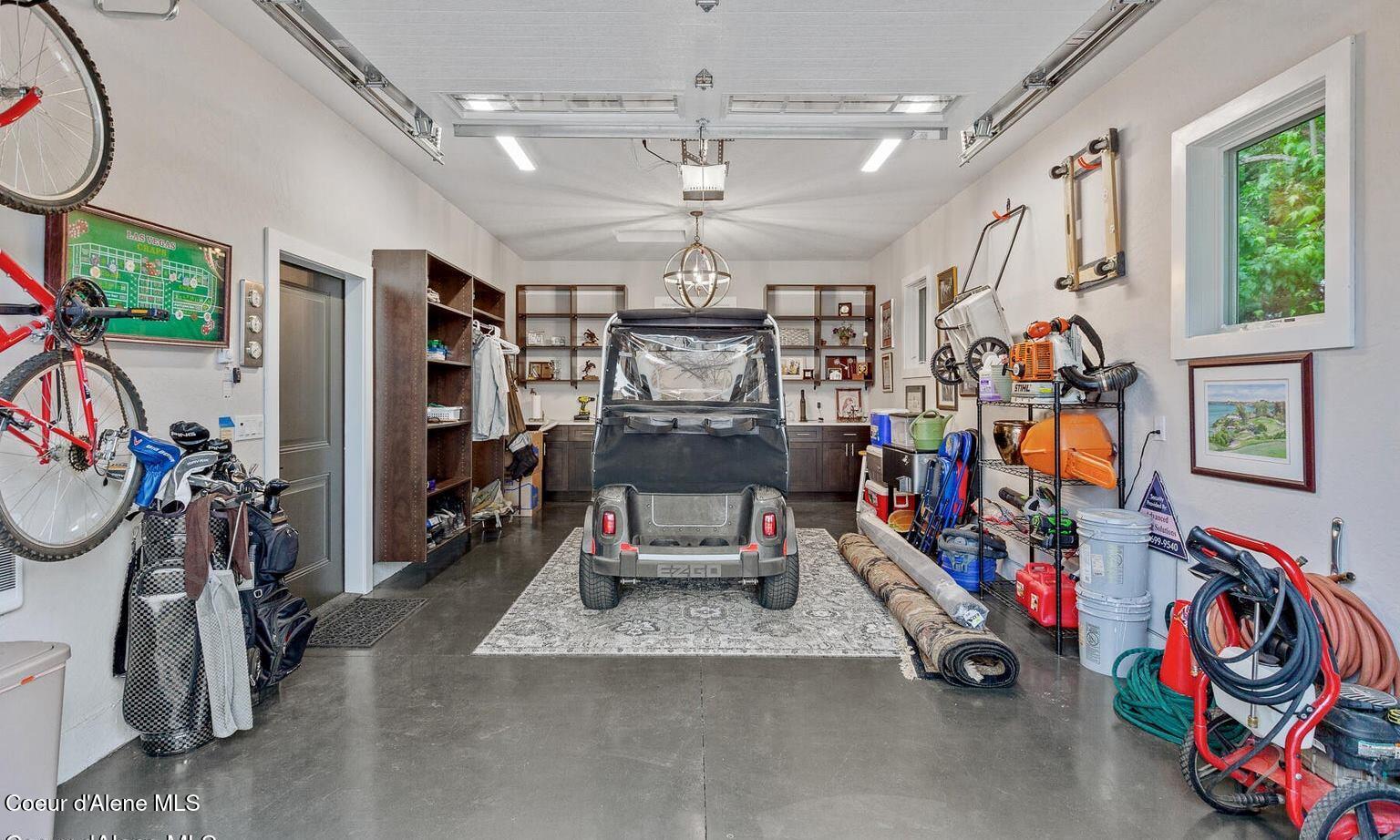 Hayden Lake, Idaho, 83835, United States, 4 Bedrooms Bedrooms, ,5 BathroomsBathrooms,Residential,For Sale,1990464