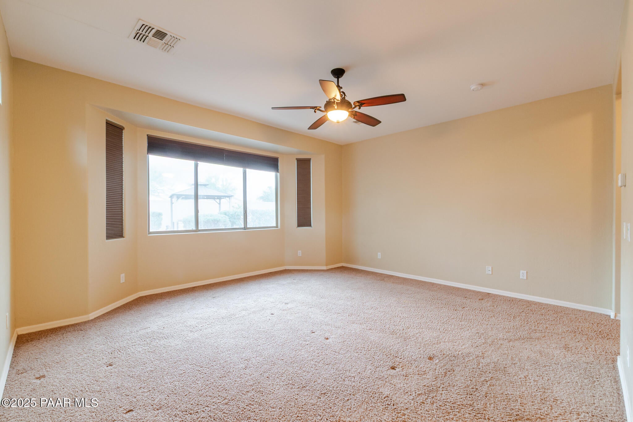 Buckeye, Arizona, 85326, United States, 4 Bedrooms Bedrooms, ,1 BathroomBathrooms,Residential,For Sale,1999085