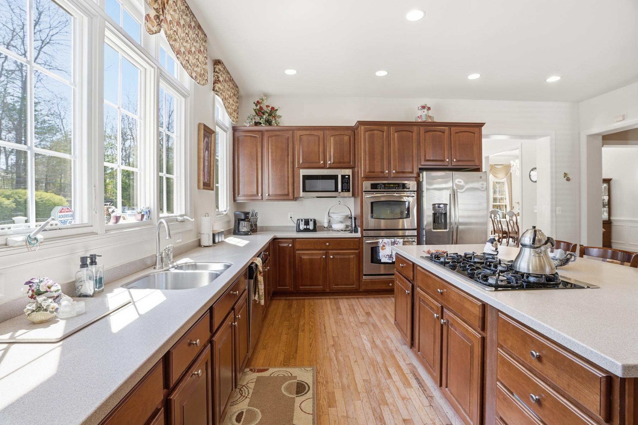  8033 Tysons Oaks Court, Gainesville, VA, 20155 - 物件實景