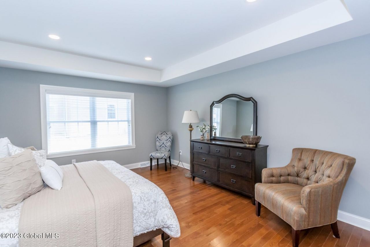 Saratoga Springs, New York, 12866, United States, 3 Bedrooms Bedrooms, ,3 BathroomsBathrooms,Residential,For Sale,1986306