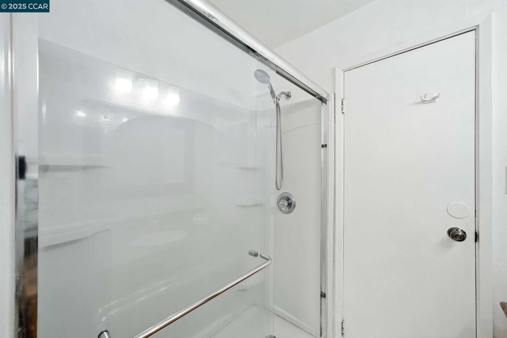 Concord, California, 94518, United States, 3 Bedrooms Bedrooms, ,2 BathroomsBathrooms,Residential,For Sale,1903400