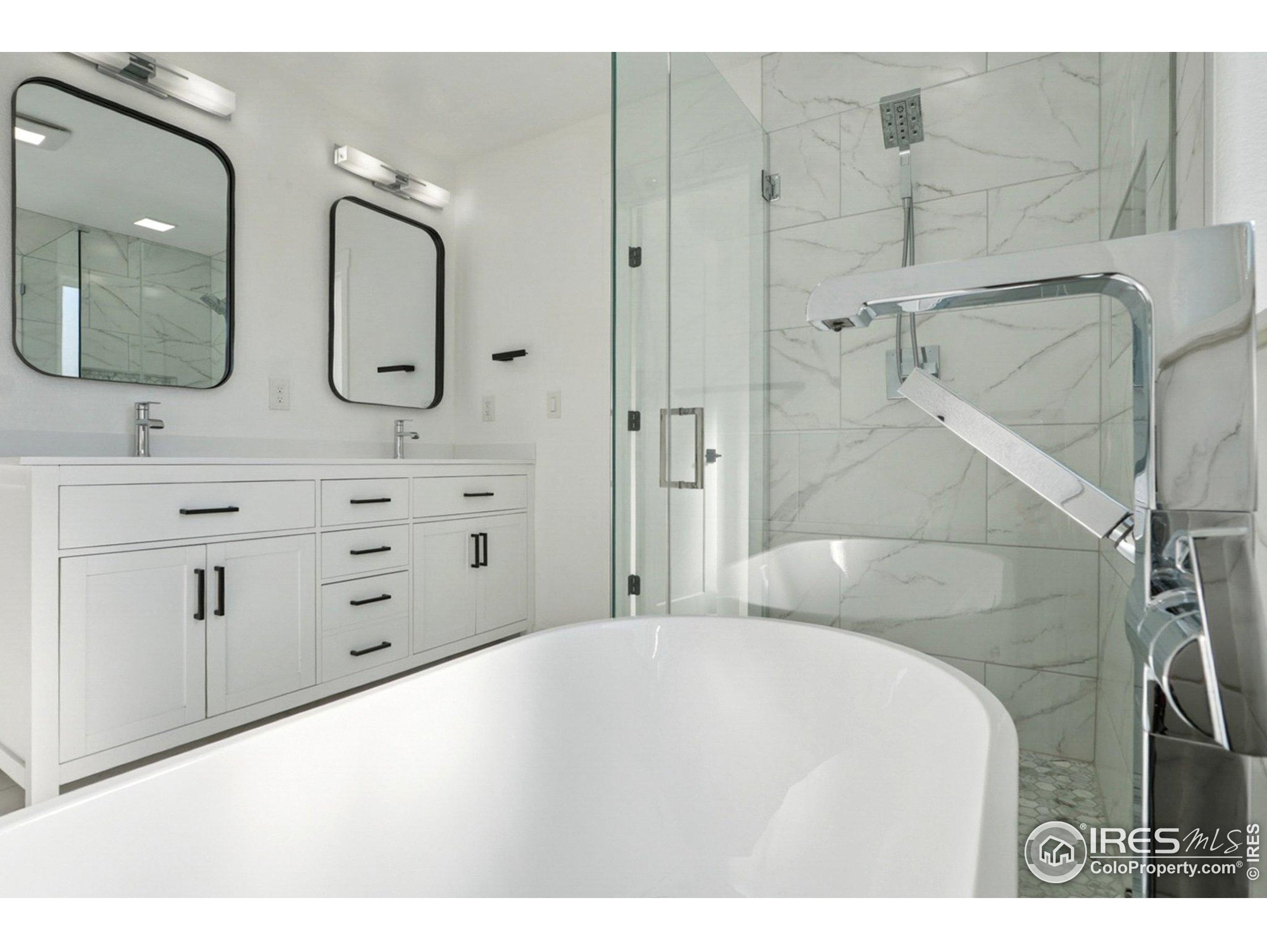 Greeley, Colorado, 80634, United States, 5 Bedrooms Bedrooms, ,3 BathroomsBathrooms,Residential,For Sale,1973061