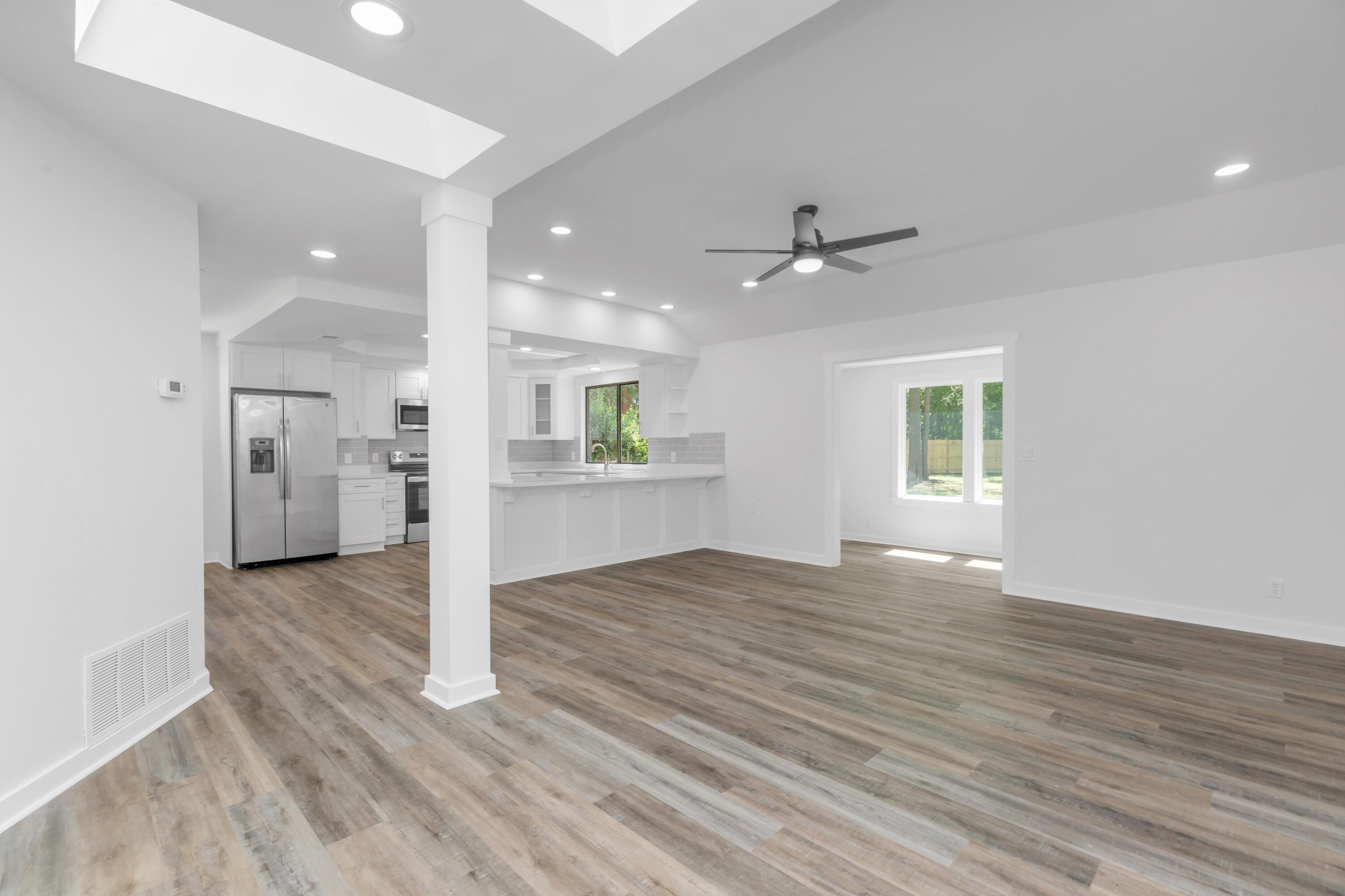 Niceville, Florida, 32578, United States, 3 Bedrooms Bedrooms, ,2 BathroomsBathrooms,Residential,For Sale,1870320