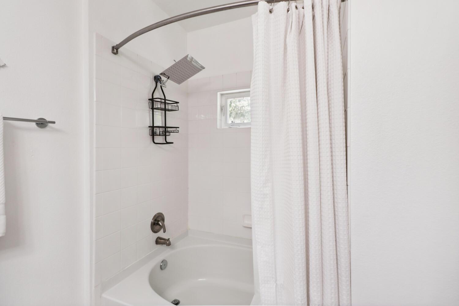 Davis, California, 95618, United States, 2 Bedrooms Bedrooms, ,2 BathroomsBathrooms,Residential,For Sale,1874758