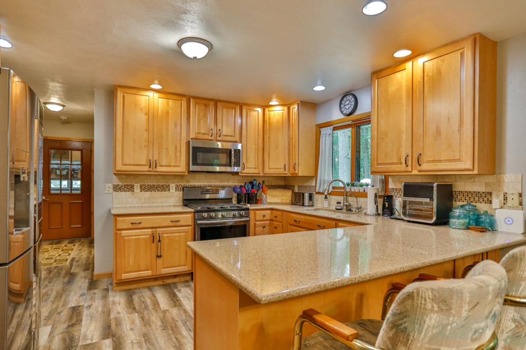 Wausau, Wisconsin, 54401, United States, 3 Bedrooms Bedrooms, ,3 BathroomsBathrooms,Residential,For Sale,1874102