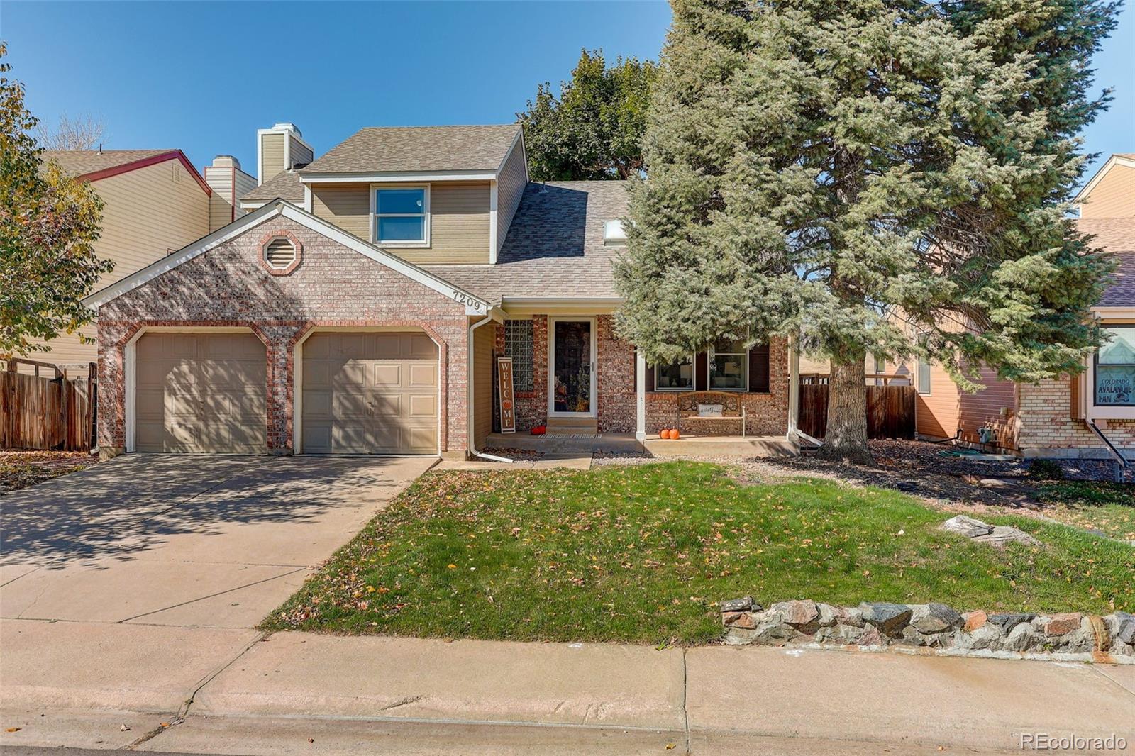 Littleton, Colorado, 80127, United States, 4 Bedrooms Bedrooms, ,2 BathroomsBathrooms,Residential,For Sale,2003001