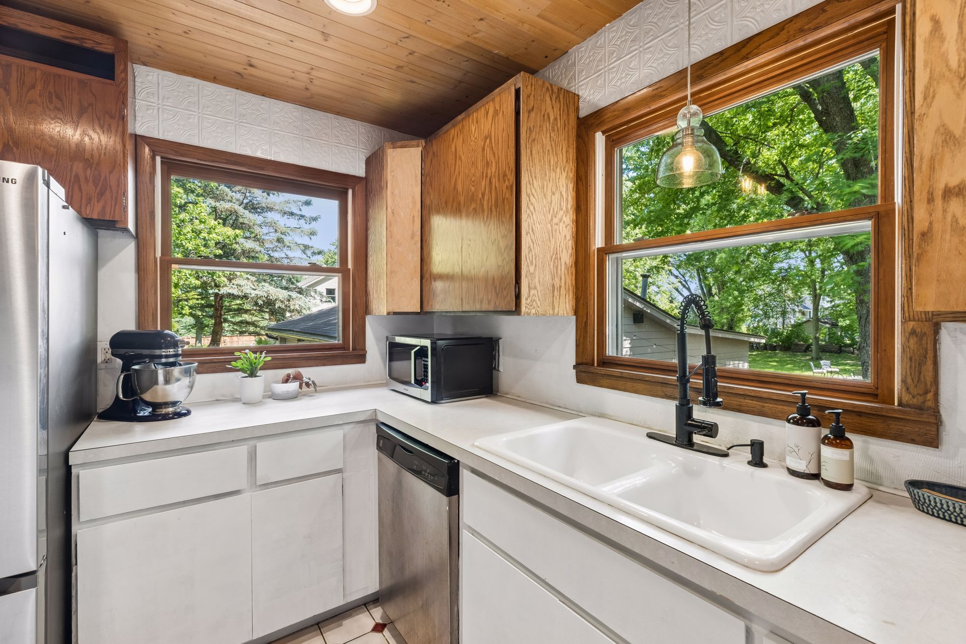  9883 Brookview Road, Woodbury, MN, 55125 - 物件實景