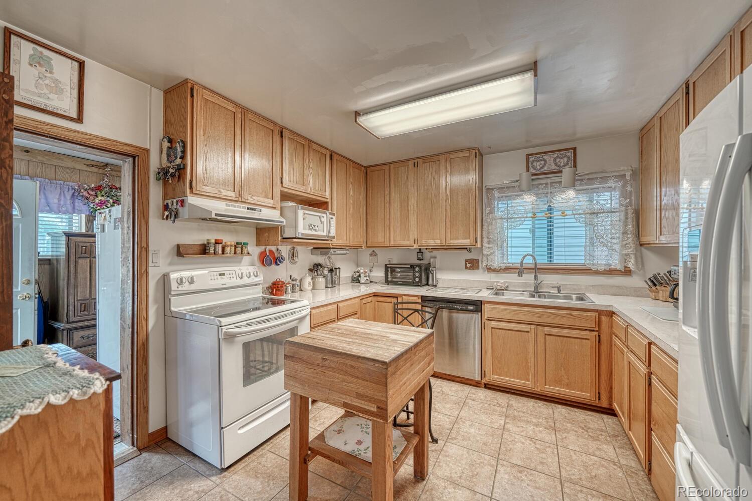 Salida, Colorado, 81201, United States, 3 Bedrooms Bedrooms, ,1 BathroomBathrooms,Residential,For Sale,1840746