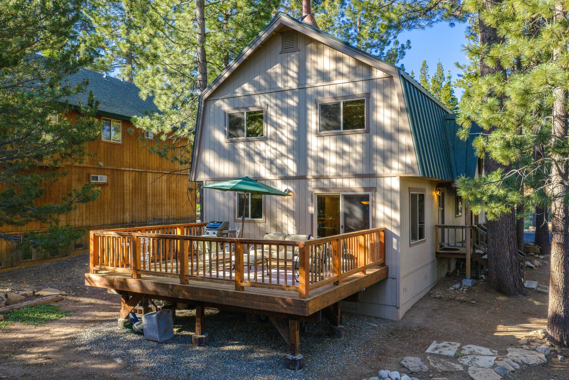  Updated Tahoe Donner retreat with a greenbelt setting - 物件實景