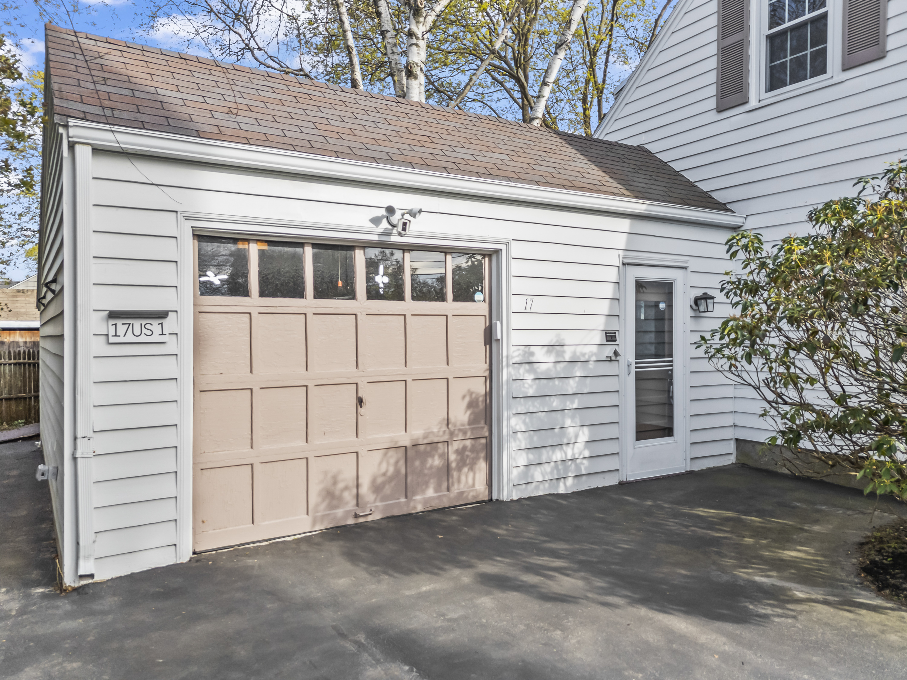 Falmouth, Maine, 04105, United States, 3 Bedrooms Bedrooms, ,2 BathroomsBathrooms,Residential,For Sale,1794593