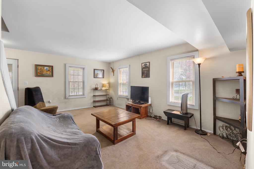 Woodbine, Maryland, 21797, United States, 4 Bedrooms Bedrooms, ,3 BathroomsBathrooms,Residential,For Sale,1921948